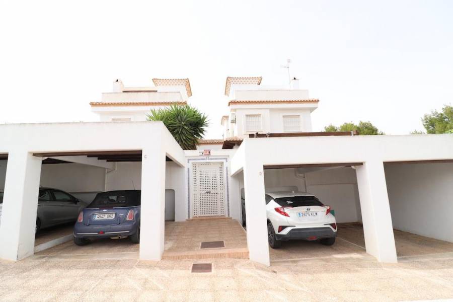 Resale - Villa - Orihuela Costa - Montezenia