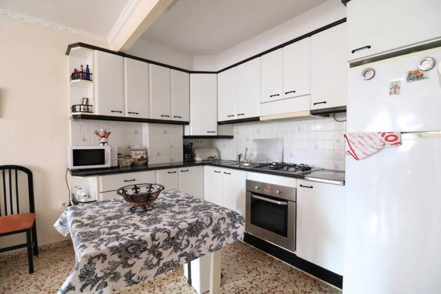 Resale - Apartment - Torrevieja - Punta Prima