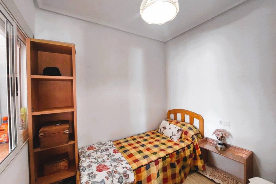 Resale - Bungalow - Orihuela Costa - La Florida