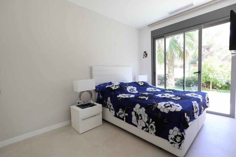 Reventa - Chalet - San Miguel de Salinas - Las colinas golf and country club