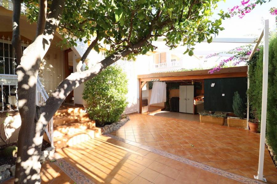 Resale - Terraced house - Orihuela Costa - Playa Flamenca