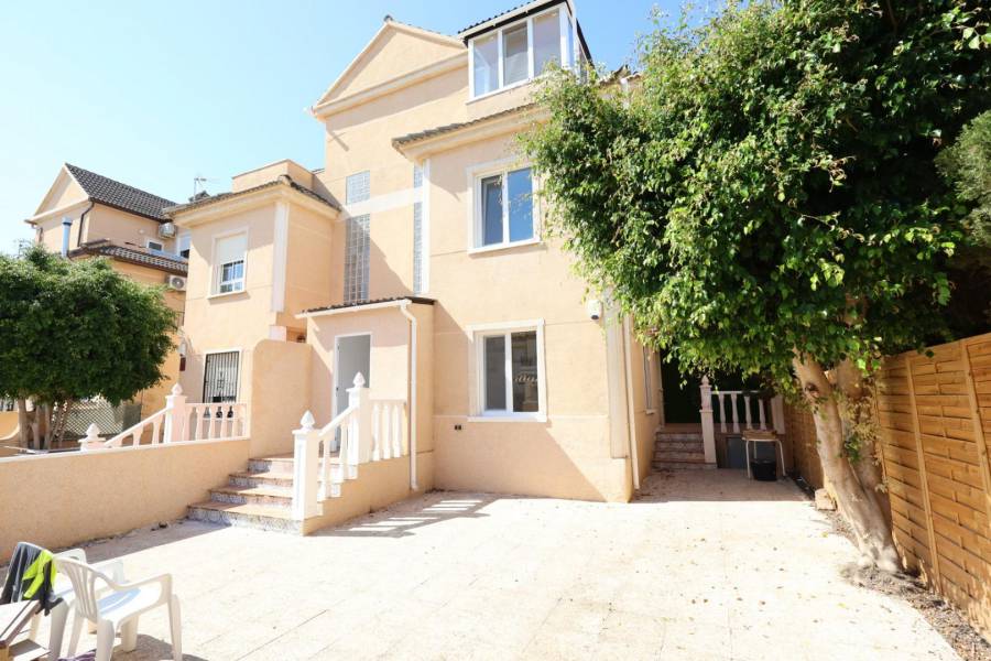 Reventa - Terraced house - Orihuela Costa - La Zenia