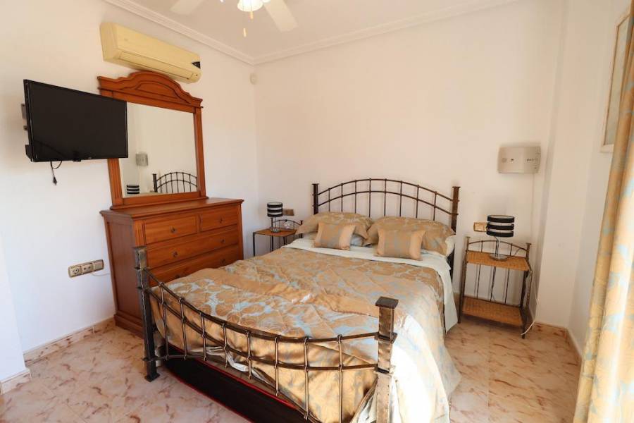 Reventa - Terraced house - Orihuela Costa - Montezenia