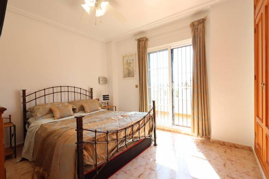 Reventa - Terraced house - Orihuela Costa - Montezenia