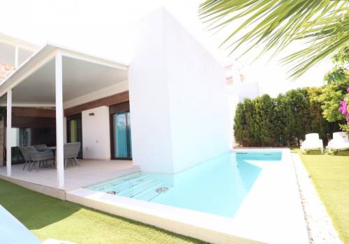 Chalet - Reventa - Orihuela Costa - Lomas de Cabo Roig