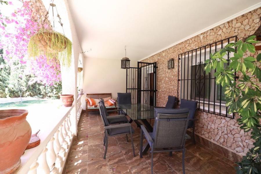 Resale - Villa - Torrevieja - Los Balcones