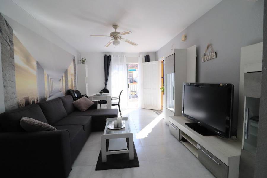 Resale - Bungalow - Orihuela Costa - Playa Flamenca Norte