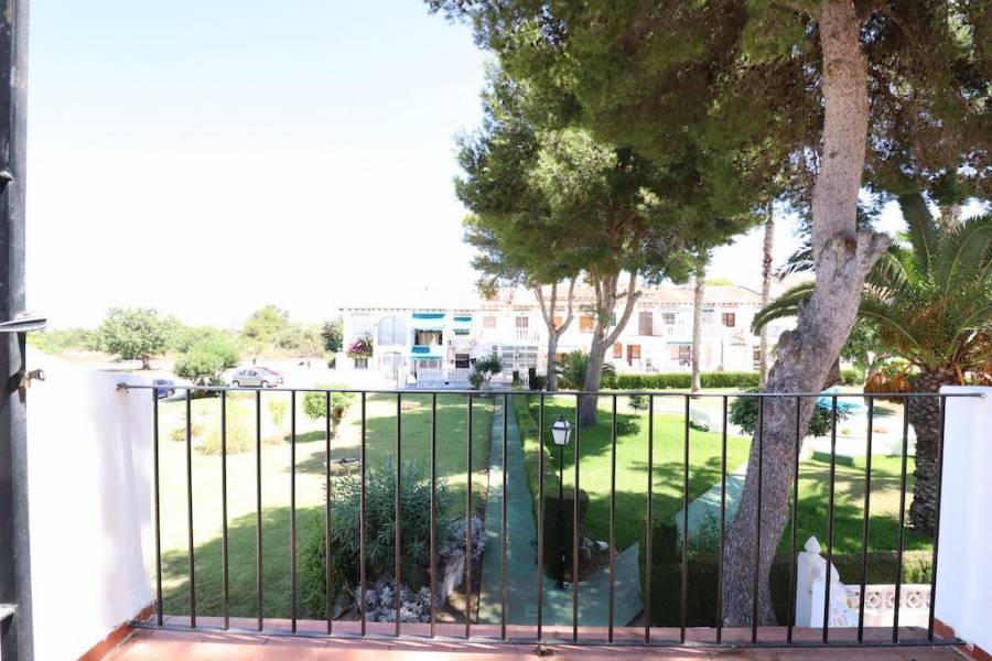 Resale - Villa - Torrevieja - Lago jardin