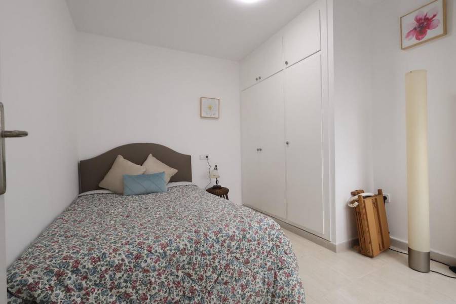 Resale - Apartment - Torrevieja - torrevieja