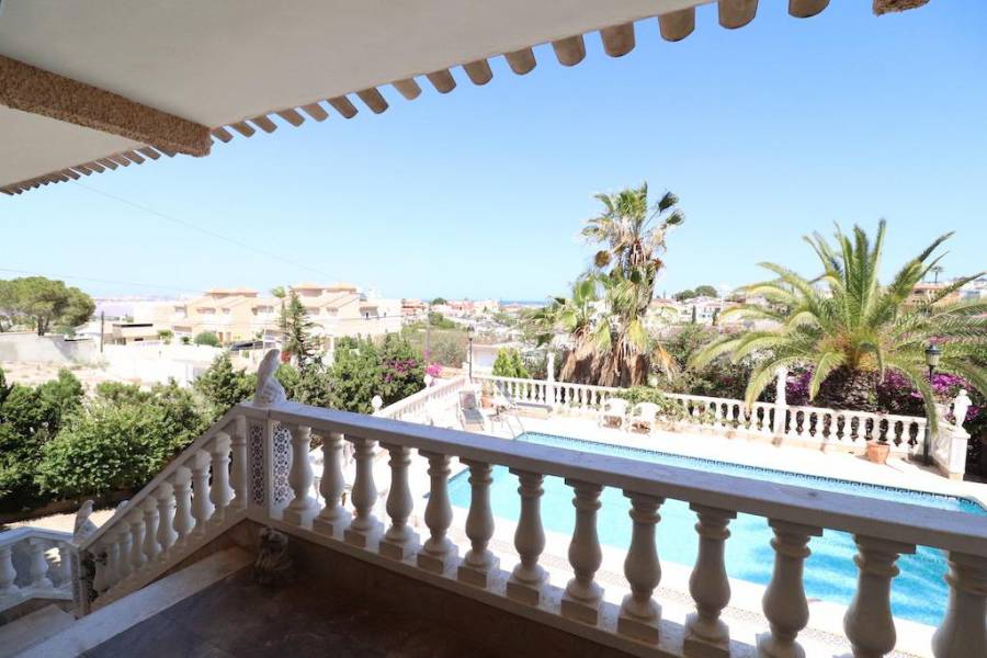 Reventa - Chalet - Torrevieja - Los Balcones