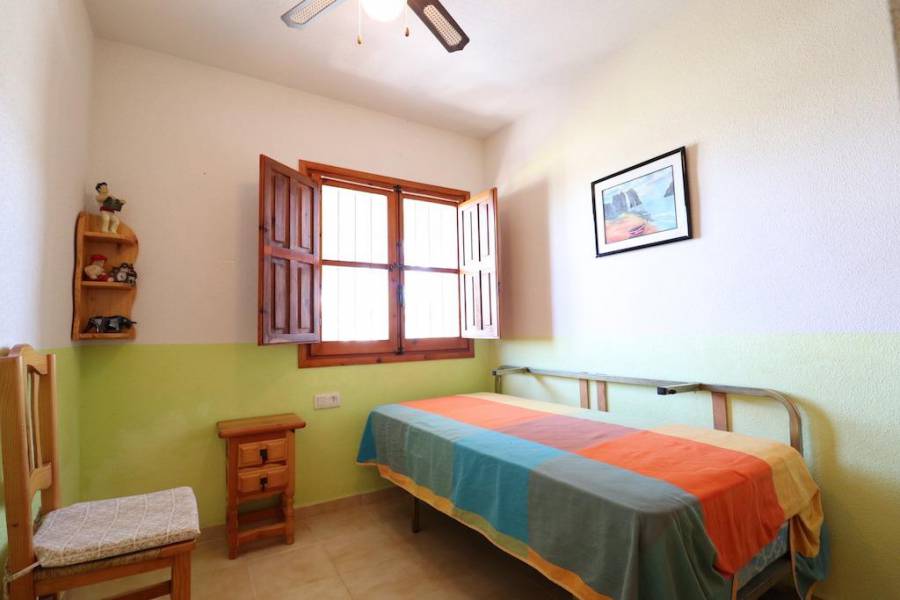 Resale - Villa - Torrevieja - Lago jardin